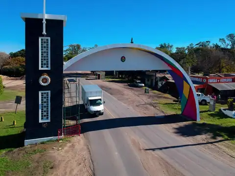 Campo de aptitud agrícola con 72 hectáreas en La Paz
