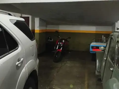 Venta de DOS COCHERAS en Av Alvarez Jonte al 5000