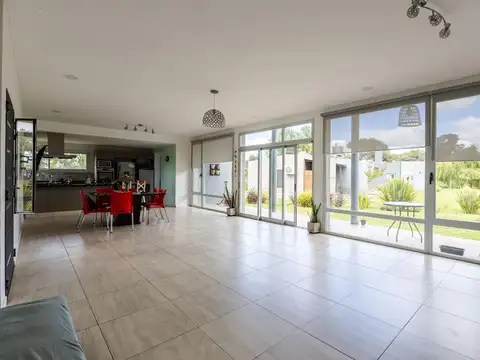 VENTA Casa en Barrio Parque La Armonía - Los Eucaliptus