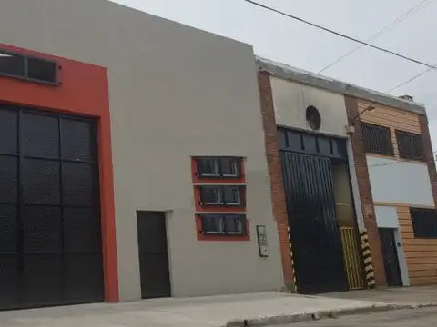 EXCELENTE GALPON 380M2 RUTA 3 -  SAN JUSTO