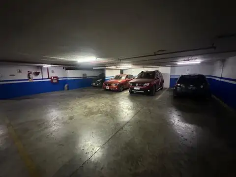 Garage en Recoleta con 56 cocheras exclusivas - VENTA -