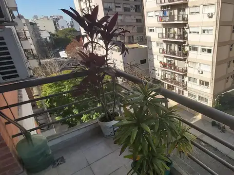 Departamento en Caballito en alquiler con balcón, amueblado