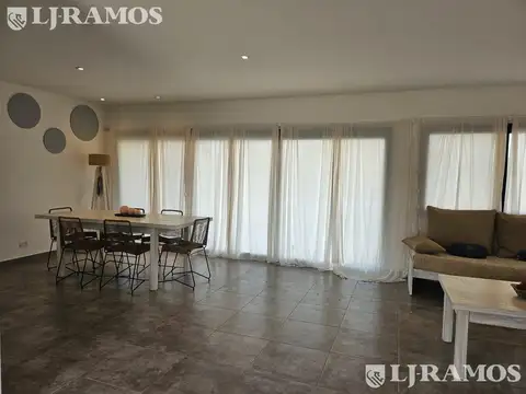 Casa en venta en el  Barrio Acacias - PUERTOS / ESCOBAR