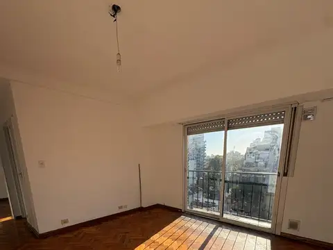 Vilela 2600, Piso 8