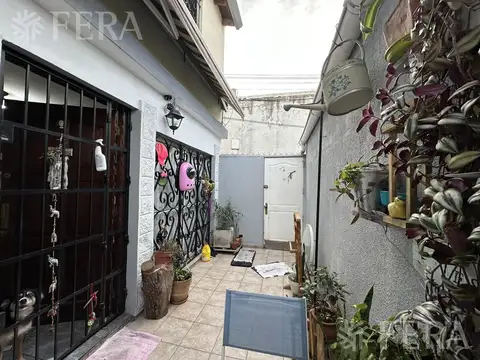 Depto Tipo Casa en Venta de 3 ambientes