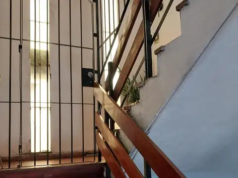 Oficina 4 ambientes con 3 baños