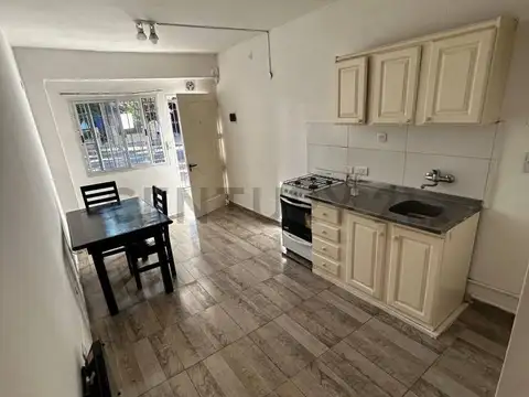 Departamento 5 ambientes con 2 baños
