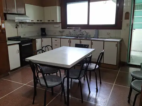 Depto Tipo Casa en Venta de 4 dormitorios