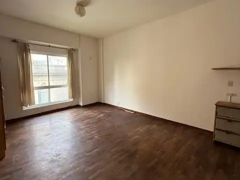 Departamento en Alquiler en Balvanera, $ 450.000