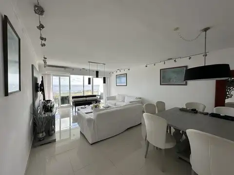 Departamento 4 ambientes con 3 baños