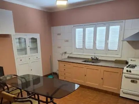 Departamento en pleno centro de mendoza  calle j.v. zapata