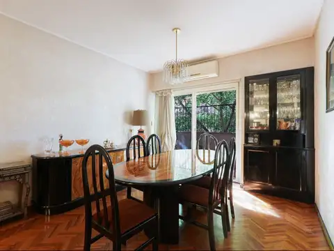 VENTA DEPARTAMENTO 4 AMBIENTES BALCÓN Y COCHERA