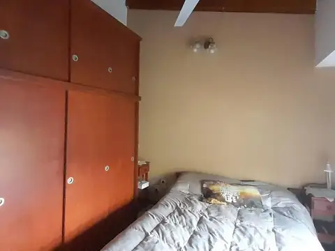 Depto Tipo Casa 3 ambientes con 2 baños