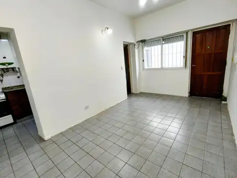 Depto Tipo Casa 2 ambientes con 1 baño