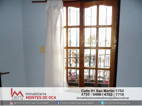 ALQUILER- Chalet en 2 Plantas de 3 Amb. c/cochera y patio con parrilla.