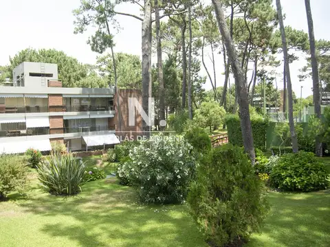 Apto en Complejo Green Leaves de 3 dormitorios. Masa Punta del Este