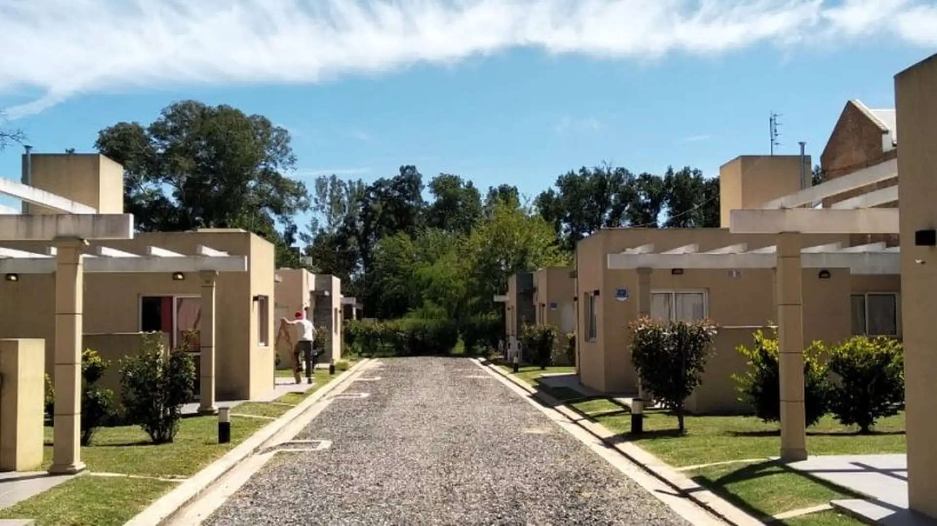 Casa en Condominio Glicinas II, a la venta en Funes.