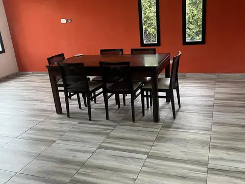 Casa en Alquiler de 3 dormitorios