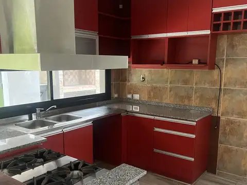 CASA EN ALQUILER LOTE PERIMETRAL EN BARRIO SAN FRANCISCO