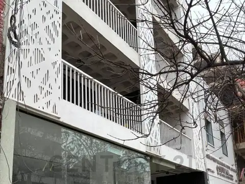 LOCAL COMERCIAL A ESTRENAR EN LA MEJOR ZONA NVA CBA