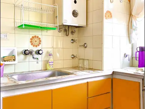 Salta 1600 , Piso 12