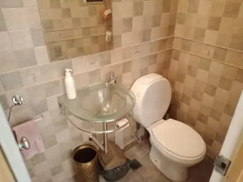 Pavon 3700, Piso 0