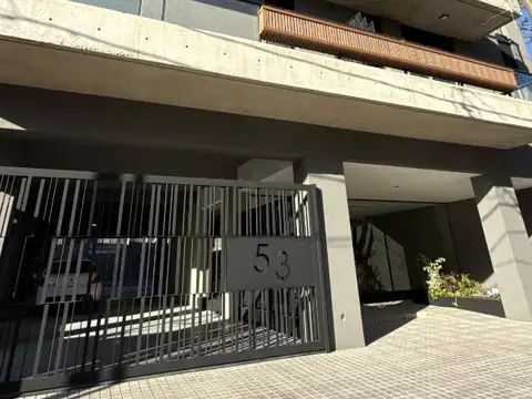 VENTA DEPTO 2 AMB Y COCHERA A ESTRENAR