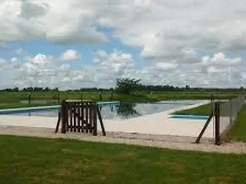 Pte.nestor Kirchner 11.300-laguna Azul