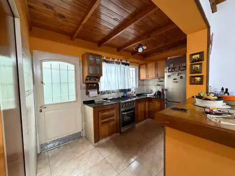 Depto Tipo Casa en Venta con 1 cocheras
