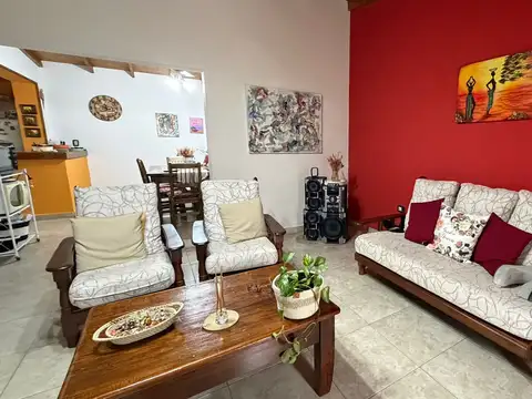 Depto Tipo Casa en Venta de 3 ambientes