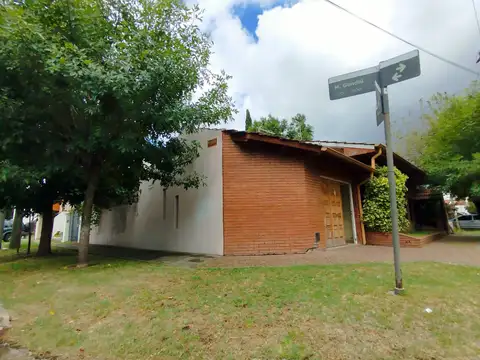 Casa en Venta en Castelar Norte, USD 135.000