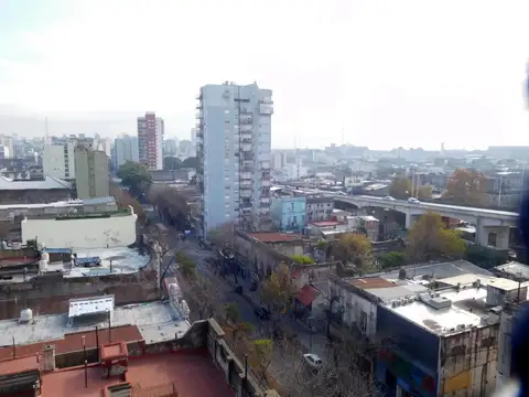 DEPARTAMENTO DE 1 AMBIENTE AL FRENTE CON BALCON .O/NORTE