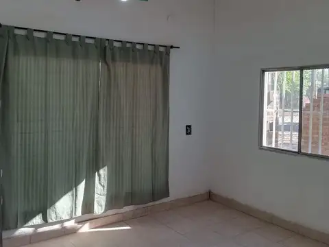 Lisandro de la Torre 2555 - MONOAMBIENTE.-