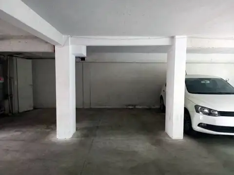 Av. Medrano 1100, Piso PB