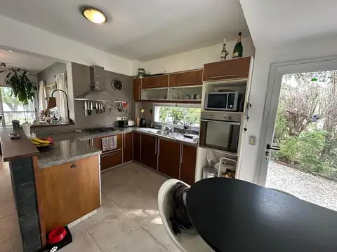 Casa en Venta en San Isidro Labrador, USD 640.000