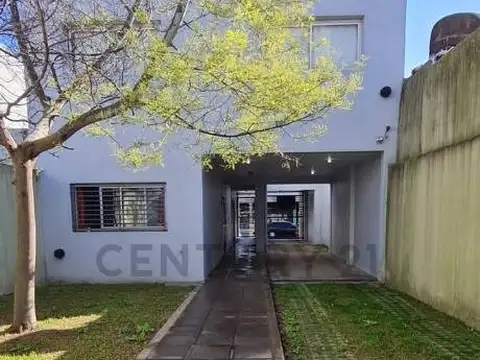 69 e/ 4 y 5 , Piso 1