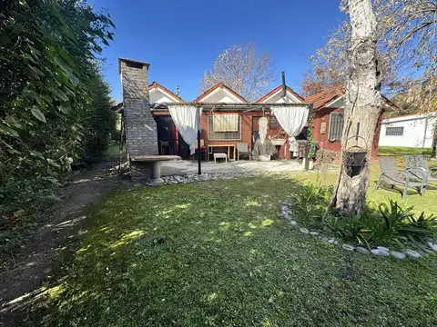 Casa en Venta con 1 cochera