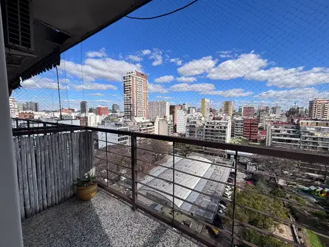 Ciudad De La Paz 2100, Piso 12