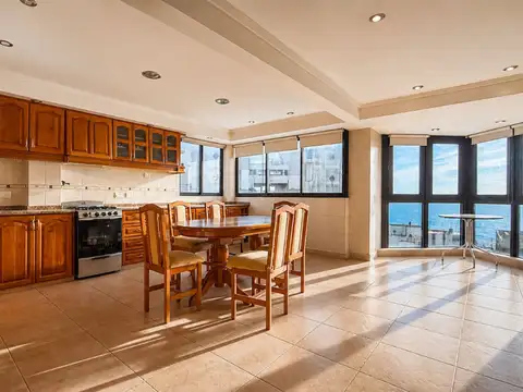 VENTA TRÍPLEX STELLA MARIS  FRENTE AL MAR COCHERA