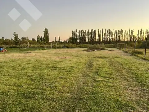 EN VENTA | TERRENO 1800 M² | BARRIO SEMI PRIVADO | GRAL. FERNÁNDEZ ORO