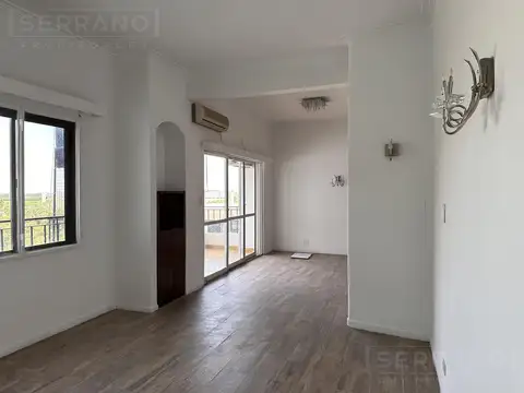 Depto en alquiler de 2 pisos y 7 ambientes en Vicente López