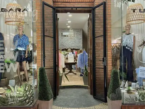 Local en venta en el centro de Wilde sobre Las Flores