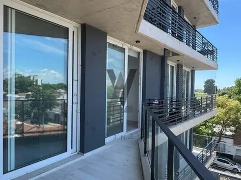 Departamento 2 ambientes en venta en Quilmes