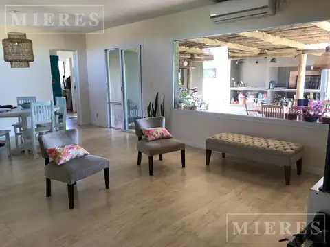 Casa en venta  apto credito en area 5 San Sebastian