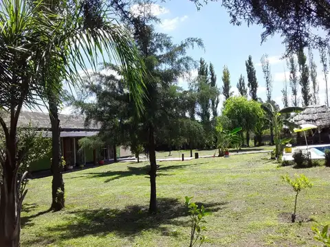 Casa en Venta con 5 cocheras