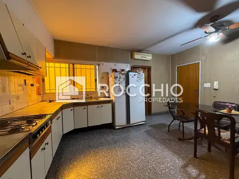 Depto Tipo Casa en Venta 40 años