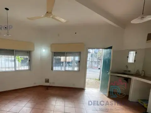 Depto Tipo Casa Monoambiente con 1 baño