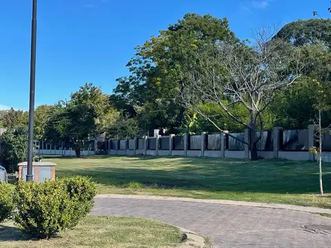 Terreno en Venta de 877,0 m2