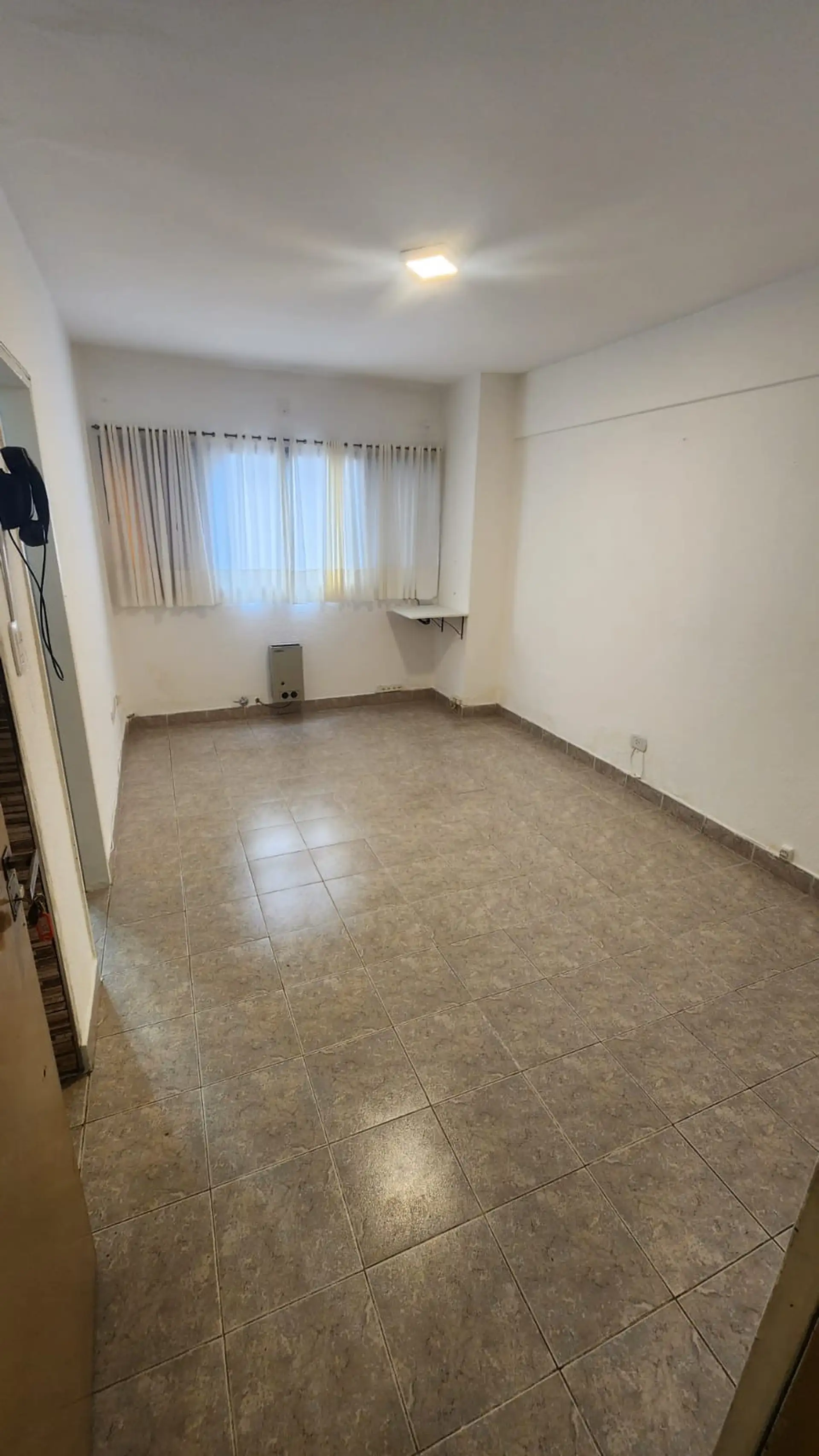 Depto 1 amb, 18m² en Rivadavia 2900, 2 piso