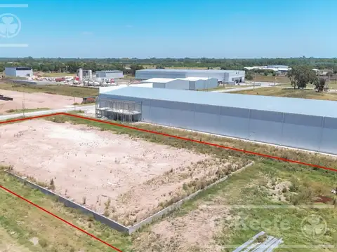 Terreno en Venta 48  mts Fondo